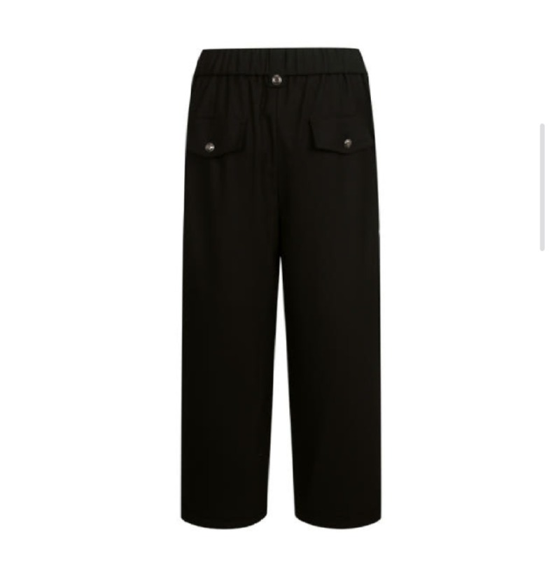 Screenshot_20250927-180125_Samsung Internet.jpg