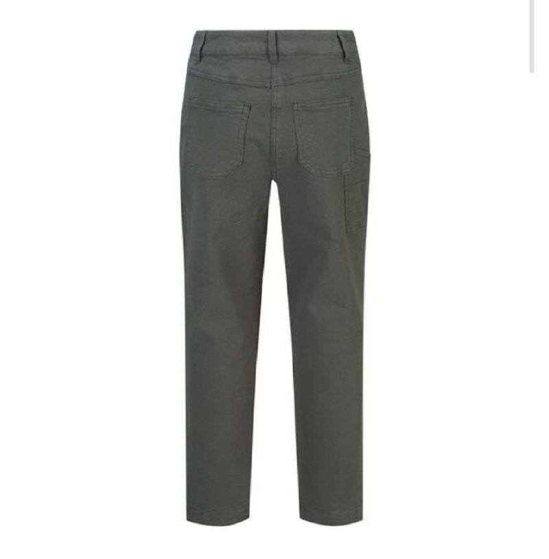 Screenshot_20250930-142541_Samsung Internet.jpg