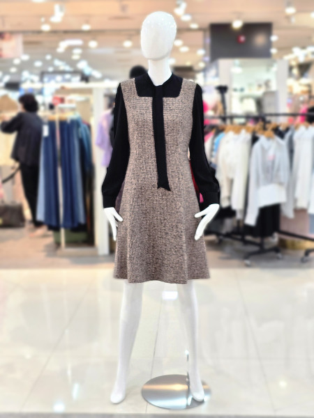 [행복한백화점][꼼빠니아]배색 리본 포인트 체크 원피스 CAEW0WOP140