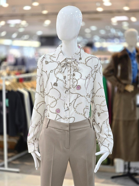 [행복한백화점][꼼빠니아]꼼빠니아 체인 프린트 타이 블라우스 CAGU3-WRB030