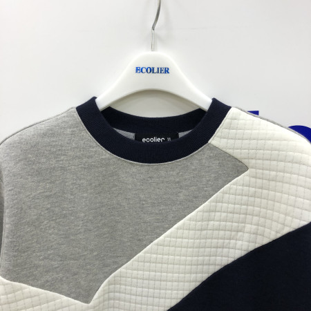 사선 절개 맨투맨티(네이비) 17D3418