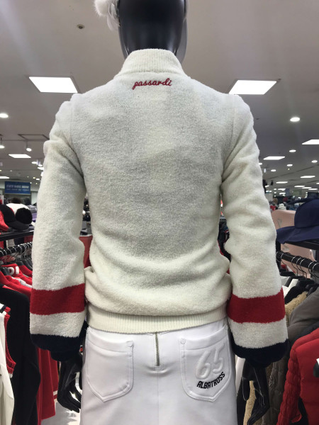 겨울 벨소매 루즈핏 바람막이p18wbc361s