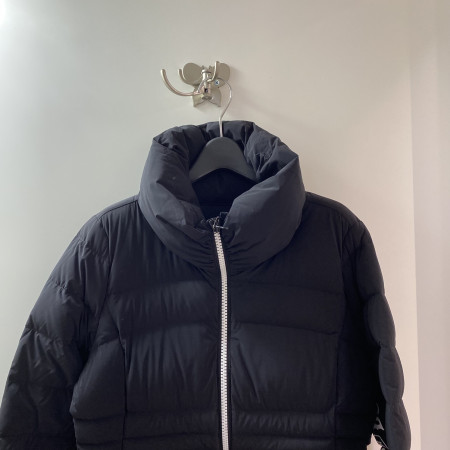 파사디 겨울 하이넥 풀집업 스윙 덕다운 점퍼 블랙 여성 패딩 P20WWJ751X