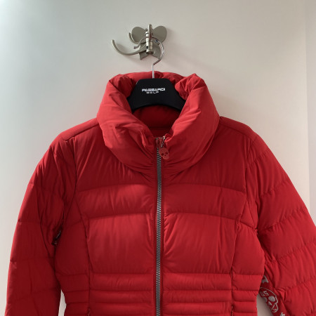 파사디 겨울 하이넥 풀집업 스윙 덕다운 점퍼 레드 여성 패딩 P20WWJ751X