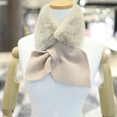 아날도바시니 쁘띠 니트 페이크퍼 스카프