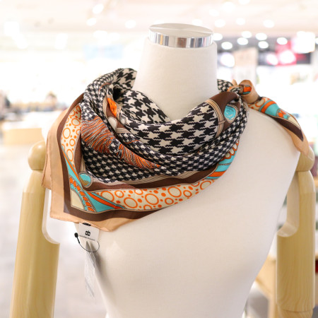 [행복한백화점][아날도바시니]여성 패션 스카프 ABS-213303