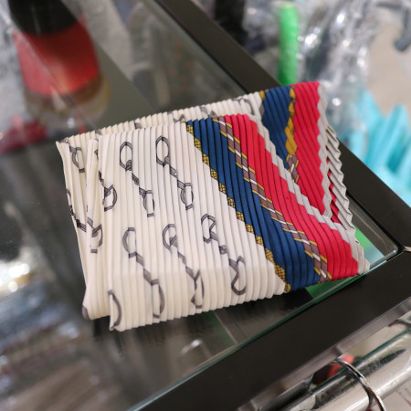 [아날도바시니] 여성 주름 패션스카프