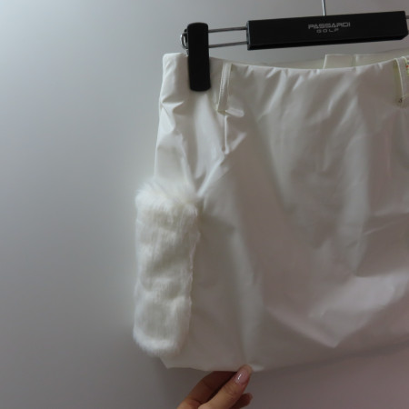 여성 골프 퍼 포켓 포인트 패딩 스커트 화이트 P18WSK574M