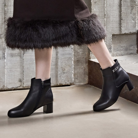 [행복한백화점][엘칸토]MD PICK! NO.1 여성 양가죽 보석장식 앵클 부츠 5cm LCWA60 