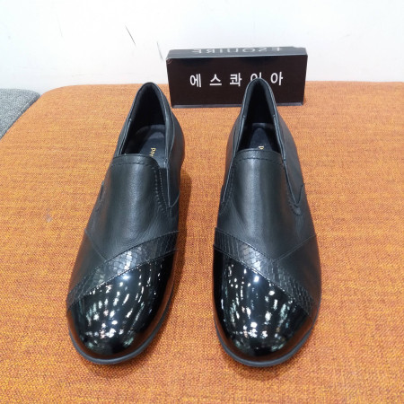 특가 여성 양가죽 가벼운통굽 4센치 구두  730