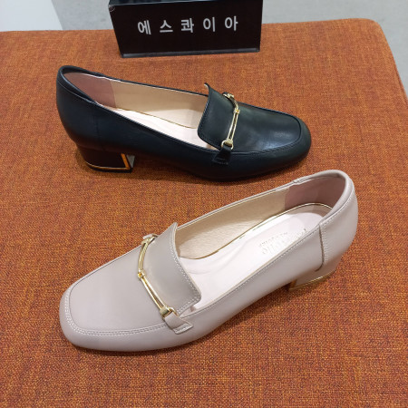 여성 볼넓은 발편한 스퀘어 라스트 양가죽 4센치 단화 PFBFHP518