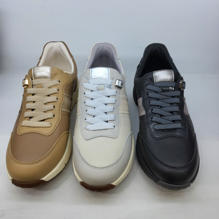 [행복한백화점][에스콰이아]여성 손안대고 신는 핸즈프리 경량 밴딩 스니커즈  YAFSHZ5