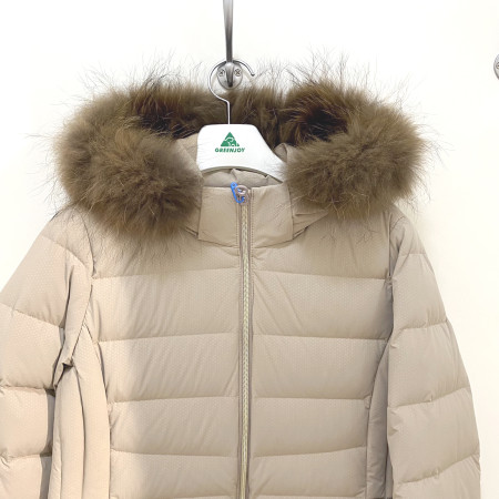 [행복한백화점][그린조이] 후드 라쿤 퍼 트리밍 구스 다운 점퍼 베이지 여성 겨울 GW18WJ53W
