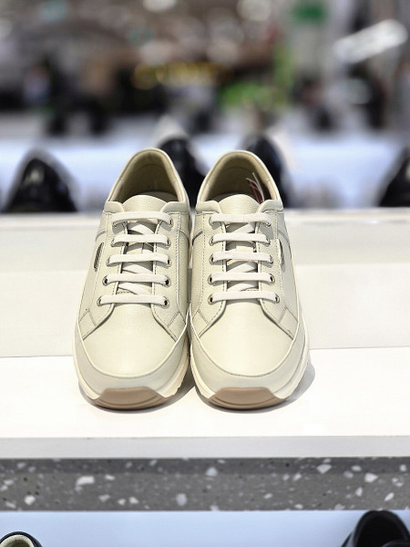 [행복한백화점][허시파피]허시파피 4cm 밴딩형 컴포트 캐주얼 스니커즈 운동화 3FQ485